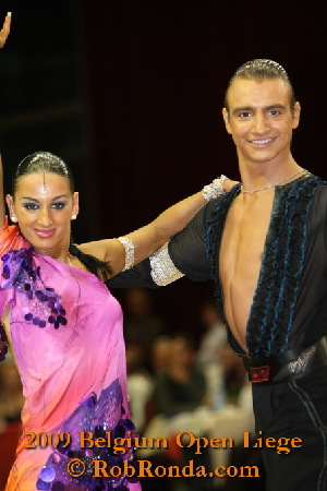 Valentin Voronov & Alina Imrekova 