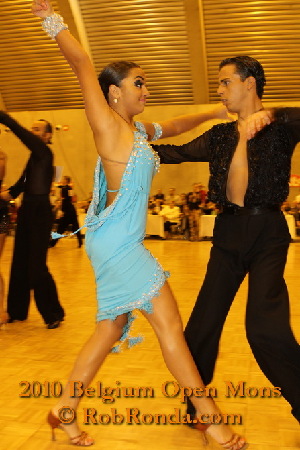 http://www.danceplaza.com/gallery/Rob_Ronda/2010_Belgium_IDSF_Open_Mons/IDSF_Adults_Latin/10BOAdLa015g.jpg