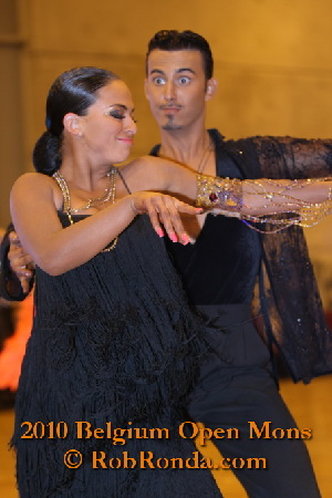 http://www.danceplaza.com/gallery/Rob_Ronda/2010_Belgium_IDSF_Open_Mons/IDSF_Adults_Latin/10BOAdLa063g.jpg