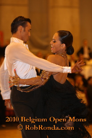 http://www.danceplaza.com/gallery/Rob_Ronda/2010_Belgium_IDSF_Open_Mons/IDSF_Adults_Latin/10BOAdLa240g.jpg